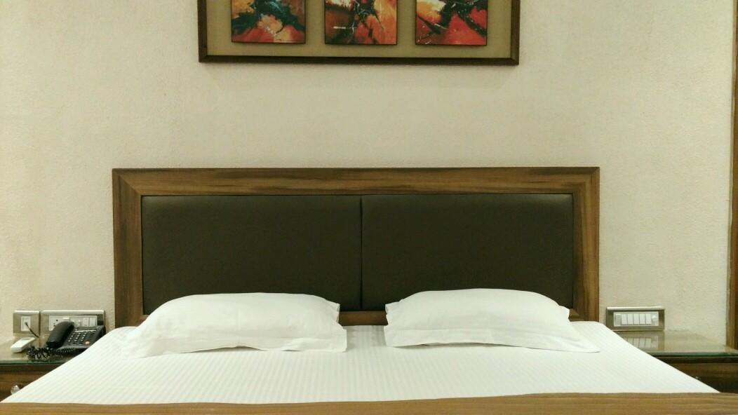 The Urmi Hotel Haridwār Eksteriør billede