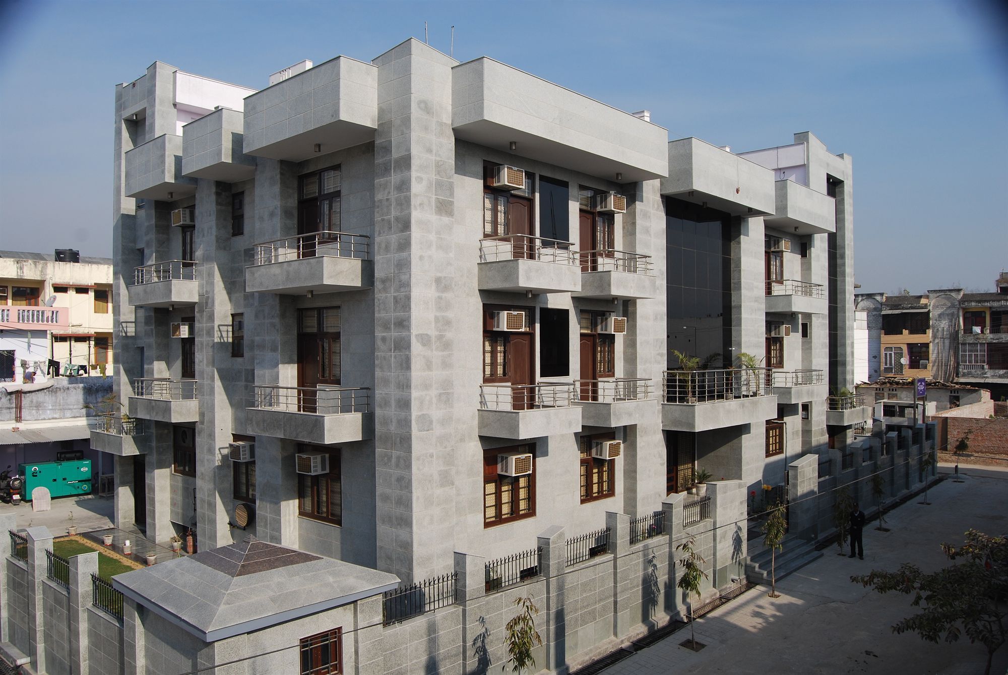 The Urmi Hotel Haridwār Eksteriør billede
