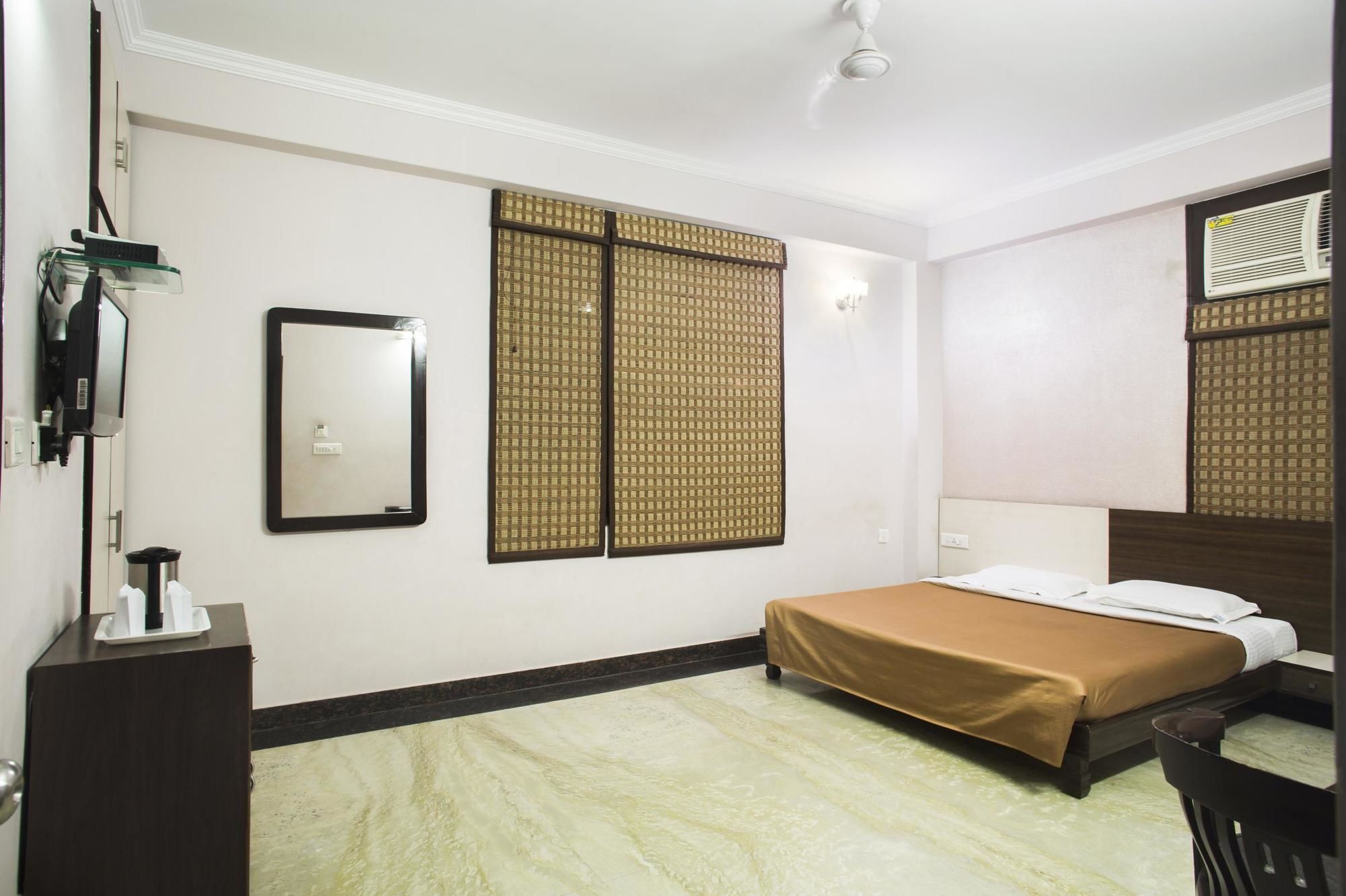 The Urmi Hotel Haridwār Eksteriør billede